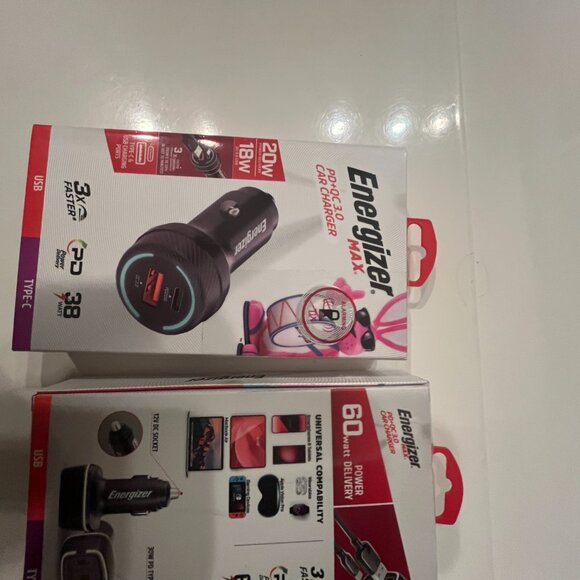 Car Chargers nergizer Max PD + QC 3.0 Dual Car Charger 60W Type-C and USB-A Port - Picture 2 of 10